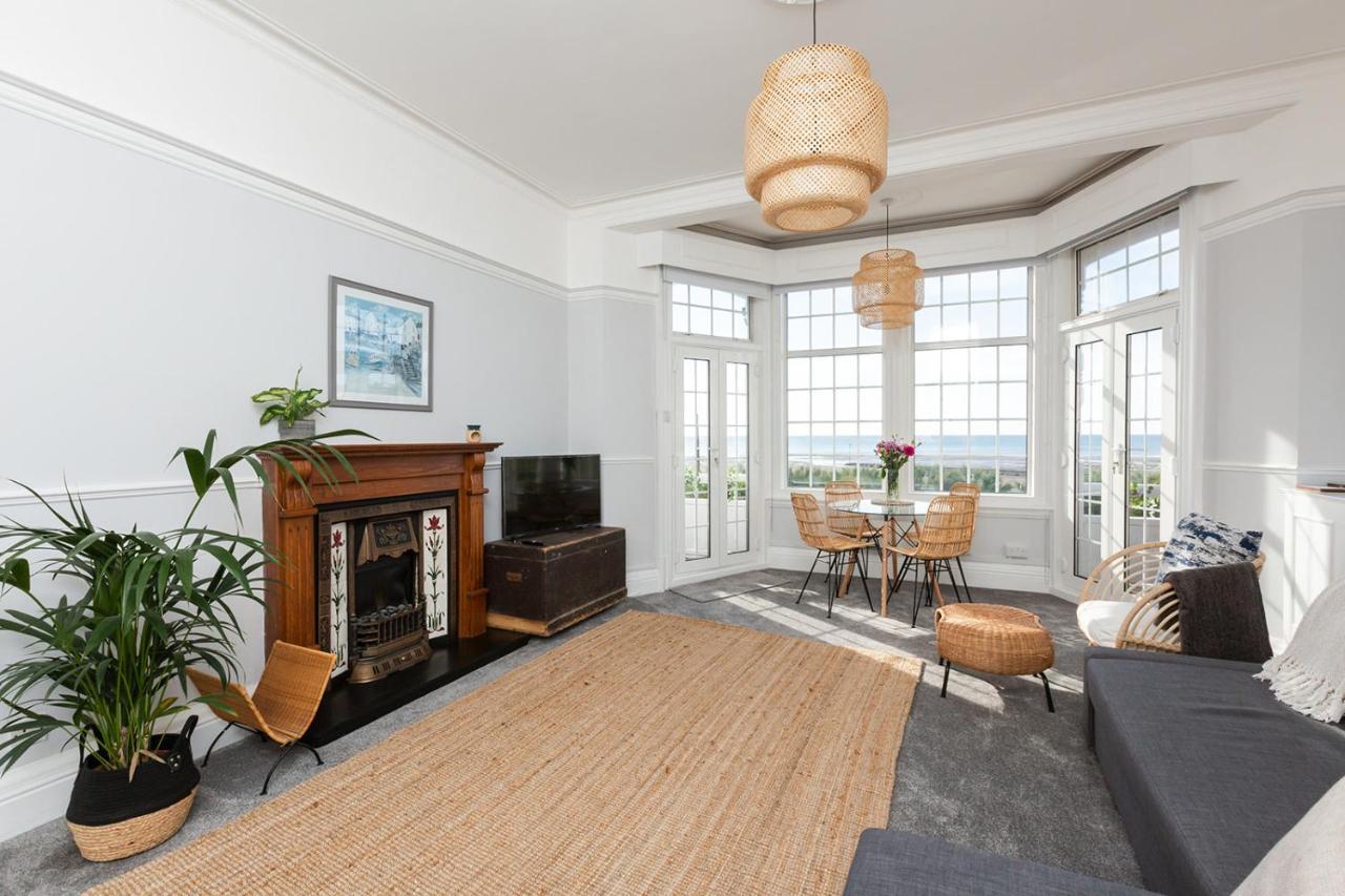 A View Of The Bay- Panoramic Sea Views- Sleeps 4 Westgate-on-Sea Exterior foto
