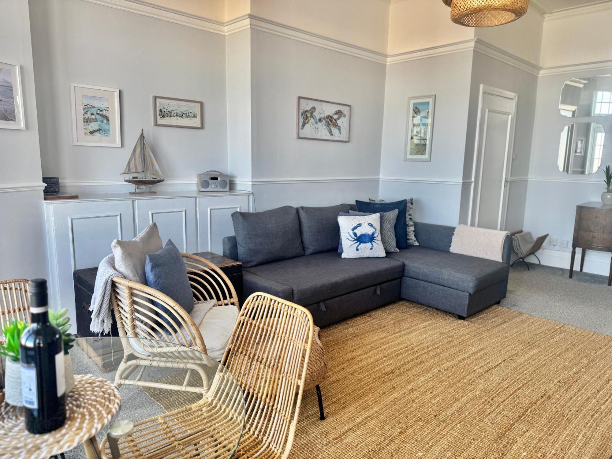 A View Of The Bay- Panoramic Sea Views- Sleeps 4 Westgate-on-Sea Exterior foto