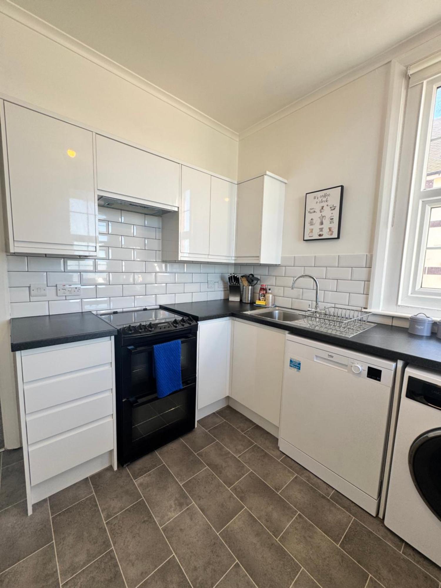 A View Of The Bay- Panoramic Sea Views- Sleeps 4 Westgate-on-Sea Exterior foto